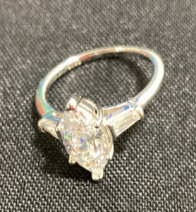Sparkling Clear Marquise Cut Gemstone .925 Ring (Size 9)