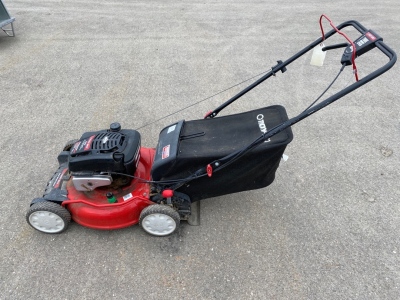 Troy Bilt 21&rdquo; Self Propelled Lawn Mower Great Compression Powers on