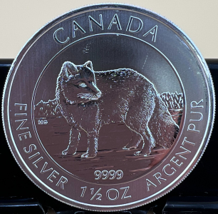 RCM 1.5 Oz Fox Round, .9999 Pure Silver