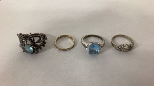 (4) Costume Rings