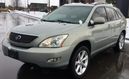 2004 LEXUS RX330 - WELL KEPT & CLEAN VEHICLE!