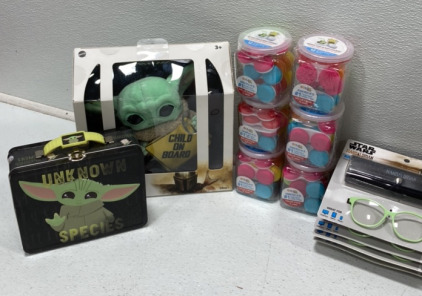 (1) Funko Pop Office Themed Advent Calender And More!