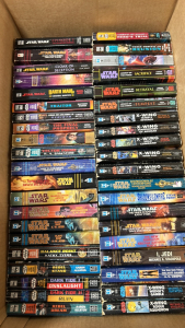 (25+) Star Wars Books And Figurines