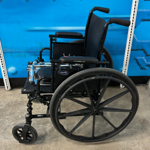 Invacare 9000 SL Wheel Chair With Feet Holders