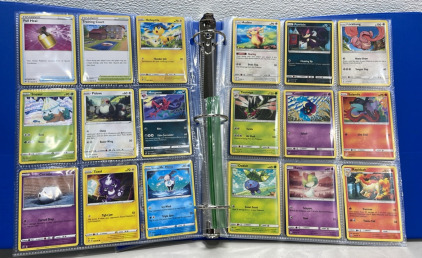 (177) Total Pokémon Cards With Binder (A Lot Of Rare And Holos