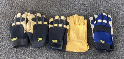 (5) Pairs Of Work Gloves