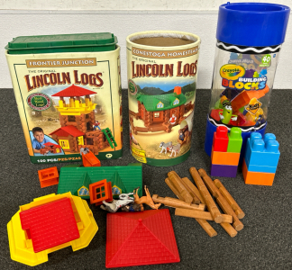 INCOMPLETE LINCOLN LOGS “FRONTIER JUNCTION” & “CONESTOGA HOMESTEAD” AND INCOMPLETE CRAYOLA BUILDING BLOCKS