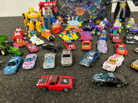 ZODIAC CLASH GAME, VARIOUS TOY CARS, 2 TRANSFORMERS AND POSABLE BATMAN - 5