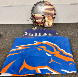 BOISE STATE BRONCOS FLAG, DALLAS COWBOYS FLAG, AMERICAN FLAG BOTTLE CAP WALL HANGING, 3 METAL GOLF STATUES AND CUTE WALL PLAQUE