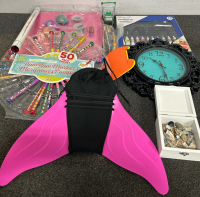 CRAFT PAINT, BRUSHES, MARKERS, MERMAID SWIM FIN, SMALL BOX WITH SHELLS AND STONES PLUS A BLACK AND TURQUOISE WALL CLOCK