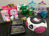 WORKING HELLO KITTY RADIO/CD PLAYER, LOGITECH SPEAKERS (AUX CABLE) TOYS AND CRAFT ITEMS