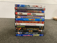 DVDS INCLUDING THE HOBBIT, WILLY WONKA, THE HUNGER GAMES - 3