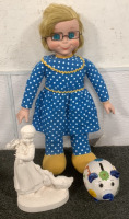 (1) MRS. BEASLEY COLLECTABLE DOLL (GREAT CONDITION) WITH (1) CERMAIC PIGGY BANK, AND (1) CERMAIC PAINTABLE FIGURINE