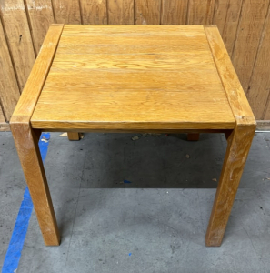 LIGHT WOODED SIDE TABLE ( 21&rdquo;x 24&rdquo;)