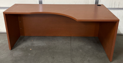OFFICE DESK -6&rsquo;x 3&rsquo;x 30&rdquo;