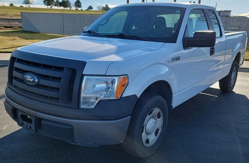 2012 FORD F-150 - EXTENDED CAB!