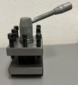 LATHE TOOL HOLDER