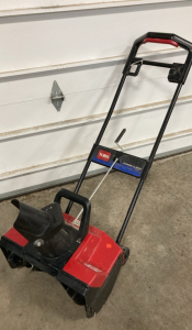 Toro Power Curve 1800 Electric Snowblower