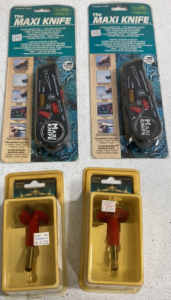 (3) Freud Router bits (2) Maxi Knifes