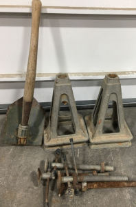(4) Jack Stands (1) Foldable Shovel