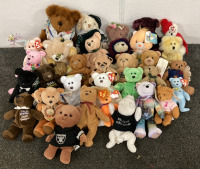 (32) COLLECTABLE BEARS FROM BEARINGTON, BEANIE BABIES, TEDDY GRAHAMS AND CARE BEAR