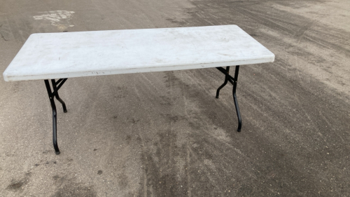 FOLDING TABLE.6’X30”