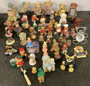 BOX OF BEAR FIGURINES AND ORNAMENTS