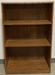 WOODEN FOUR SHELVED BOOKCASE (28X43&rdquo;)
