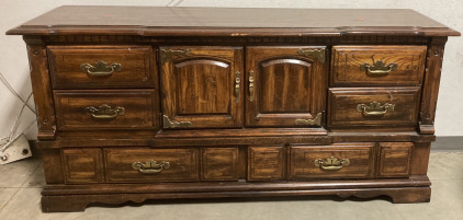 WOODEN DRESSER (69X19&rdquo;)