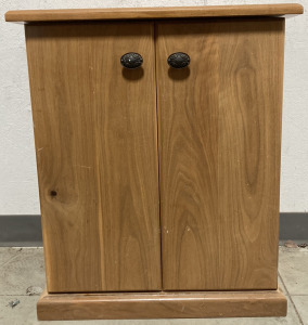 WOODEN DVD CASE (20X26&rdquo;)