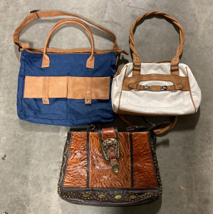 (3) PURSES INCLUDING (1) ROSETTI PURSE