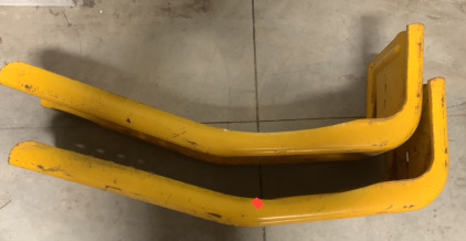 (1) PAIR OF METAL CAR RAMPS