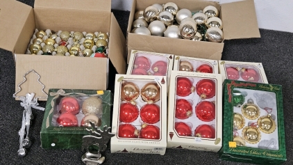CHRISTMAS DECOR
