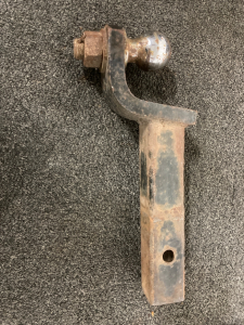 TRAILER HITCH, 5000 LBS MAX LOAD