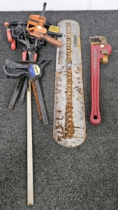 24" STEEL PIPE WRENCH, BULL FLOAT HEAD, BAR CLAMPS