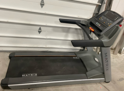 Matrix Treadmill SP19