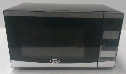 (1) Oster 700W Microwave Oven