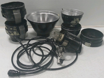 (1) Speedotron Universal Light Unit Model 102 (6) Light Filters