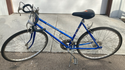 AMF Roadmaster Scorcher 10-Speed Bicycle (Blue)