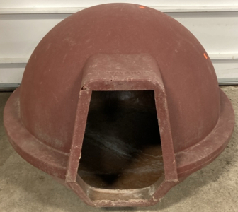&ldquo;Z&rdquo; Daug Haus Brand Outdoor Dog Igloo - SP9