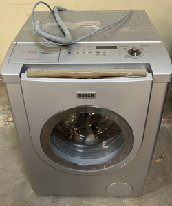 BOSCH NEXXT PREMINUM WASHER ( POWERS ON )