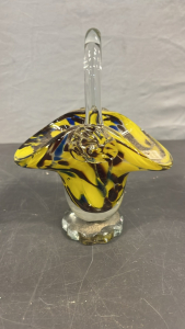 VINTAGE SMALL YELLOW/BLUE/ BROWN GLASS BASKET