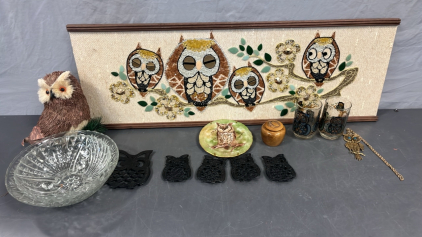 OWL POT HOLDERS, OWL DECORATIVE PLATE, OWL CUPS AND MORE