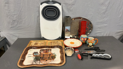 OWL MUGS, CUTTING BOARD W/ STRAINER, TRAYS AND MORE