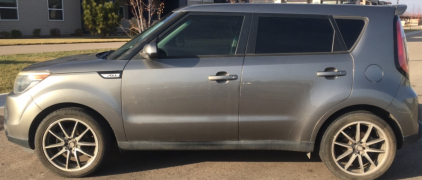 2015 KIA SOUL - LOW MILES!