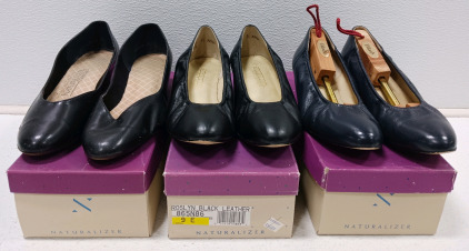 (3) Pairs Ladies Naturalizer Leather Heels Sz 9 (2) Black (1) Dark Blue (1) Dillard's Cedar Shoe Horn