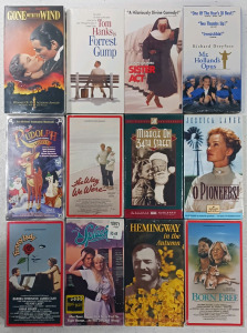 (12) VHS Movies Including Gone With The Wind, Forest Gump, Sister Act & More