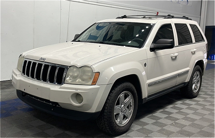 2006 Jeep Grand Cherokee - Tow Package!