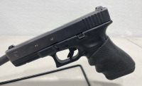 Glock 22 .40 Cal Semi Automatic Pistol (No Ammo Magazine)