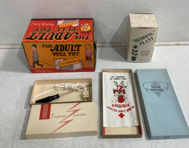 (4) Asorted 1950s Gag Gifts